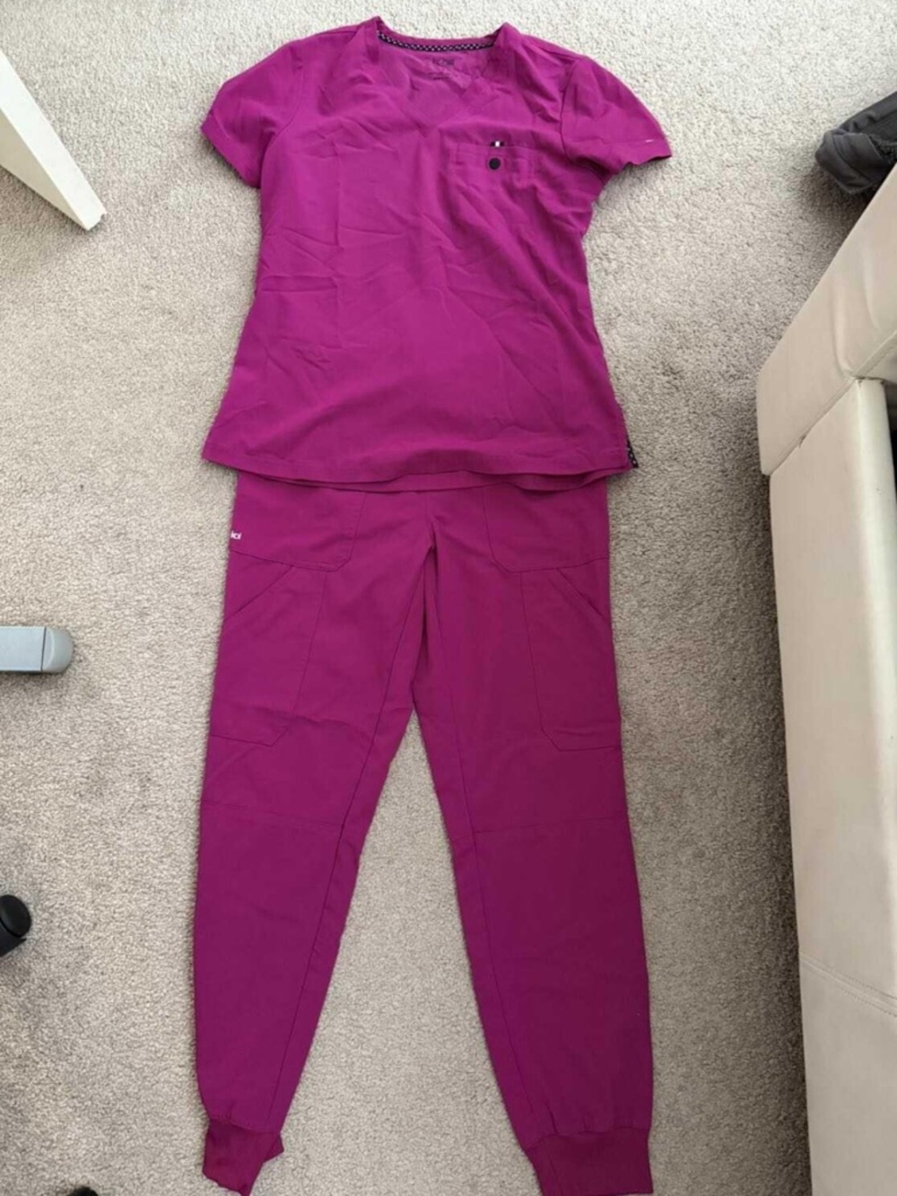 Koi Magenta Scrub Set
